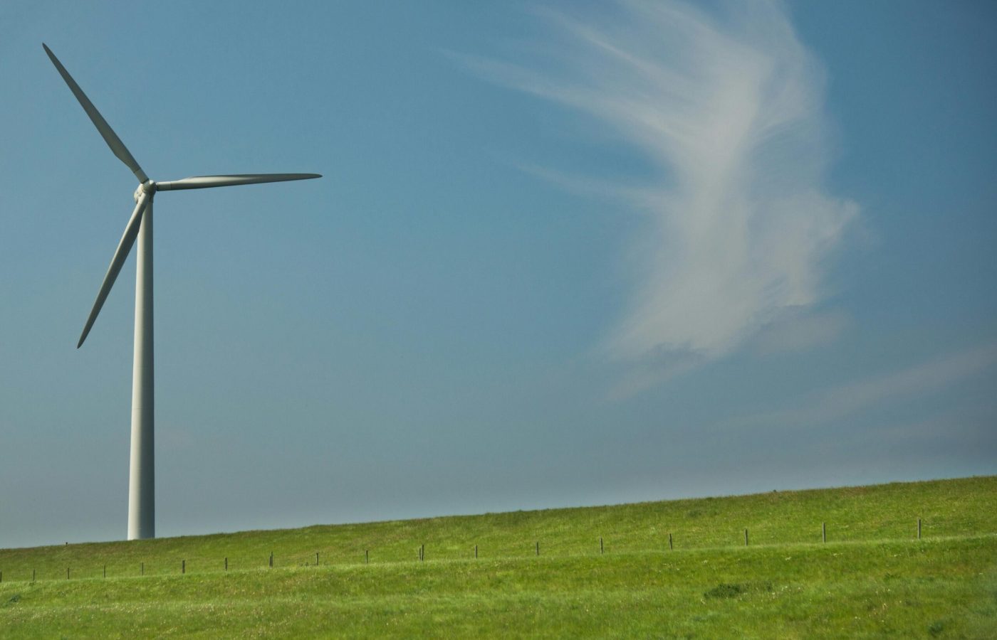 pexels-clickerhappy-407078